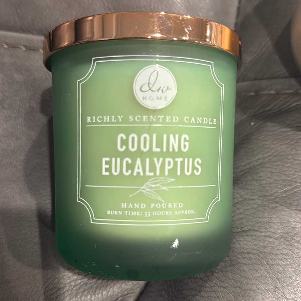 DW Home Cooling Eucalyptus Candle